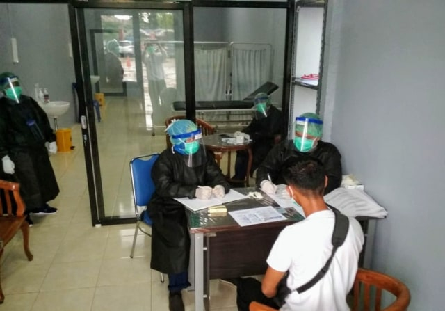 Posko pelayanan COVID-19 di RSMH Palembang. (foto: istimewa)