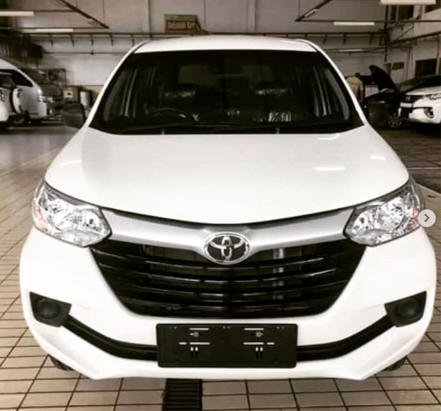 5 Perbedaan Toyota Avanza Tipe E Dan Transmover Yang Belum Kamu Tahu ...