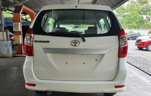 5 Perbedaan Toyota Avanza Tipe E dan Transmover yang Belum Kamu Tahu (47490)