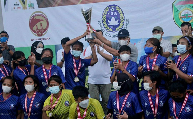 2021Juara Women Open Sriwijaya FC Championship 2021. Foto: Instagram @aremafcwomen