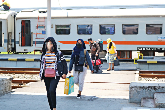 Syarat Naik Kereta Api Terbaru, Wajib Catat Aturan Kemenhub Berikut ...