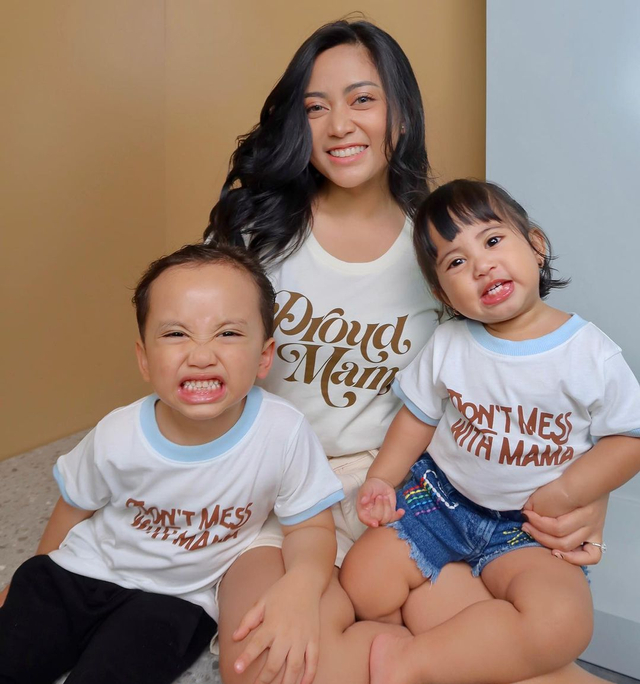 Rachel Vennya dan anak-anaknya. Foto: Instagram/@rachelvennya