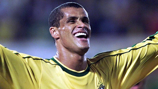 Rivaldo, legenda Timnas Brasil dan Barcelona. Foto: NORBERTO DUARTE/AFP