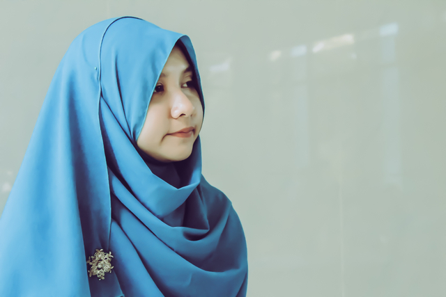 Santri Perempuan. Gambar oleh Ramadhan Notonegoro dari Pixabay