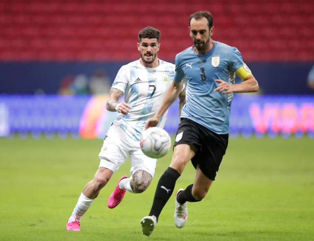Kisah Diego Godin: Dulu Hampir Mati Karena Tenggelam, Kini Jadi Legenda Uruguay (13862)
