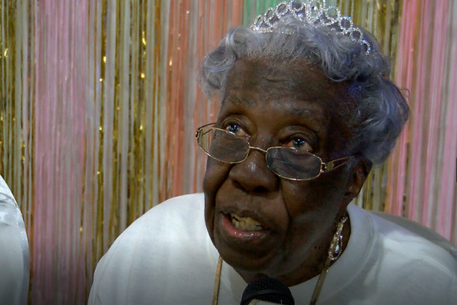 Annie Mae Belin, nenek berusia 102 tahun asal Carolina Selatan, Amerika Serikat Foto: YouTube