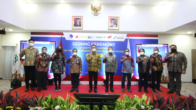 Nindya Karya, Pertamina, & 3 Perusahaan Korsel Teken MoU Kembangkan RU II Dumai (232731)