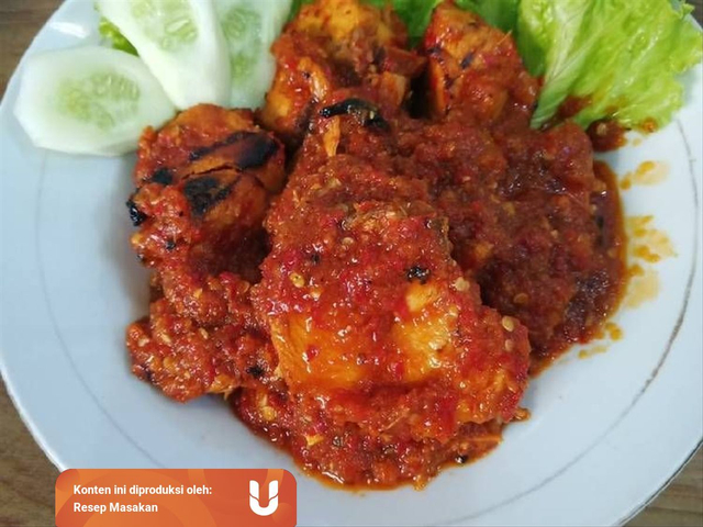 Resep Ayam Bumbu Rujak Menggoyang Lidah | kumparan.com