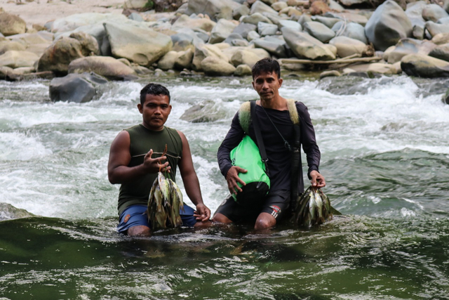 Foto: Cicipi Ikan Sungai Terenak Sambil Tamasya, Alasan Traveler Harus ke Sini (79334)