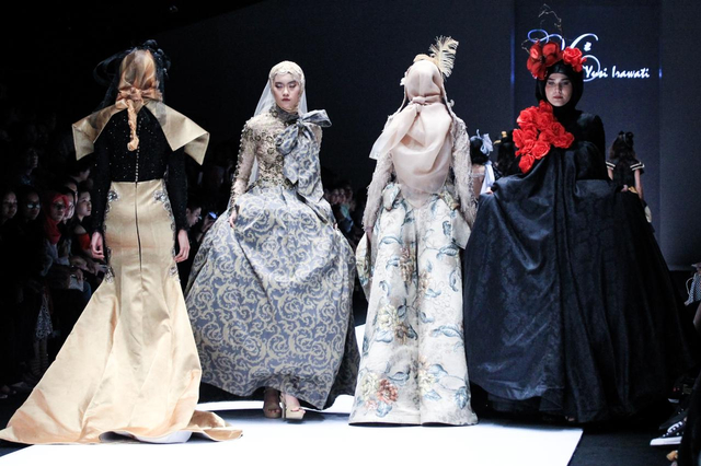 Ilustrasi para model yang tampil di ajang fesyen show muslim Foto: Dok. Kemenparekraf