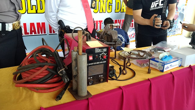 Polda Lampung Kembalikan 60 Kendaraan Masyarakat Hasil Begal dan Curian (3)