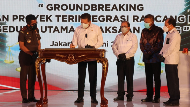 Jaksa Agung ST Burhanuddin resmikan Pembangunan Gedung Utama Kejaksaan Agung, Senin (28/6), Foto: Kejaksaan Agung 