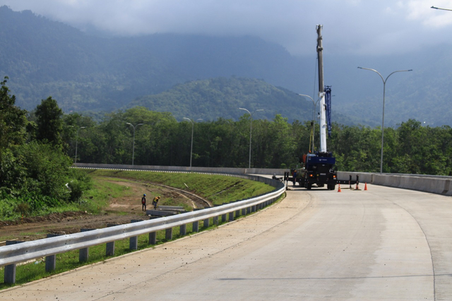 Ruas jalan tol Padang - Sicincin. Foto: istimewa