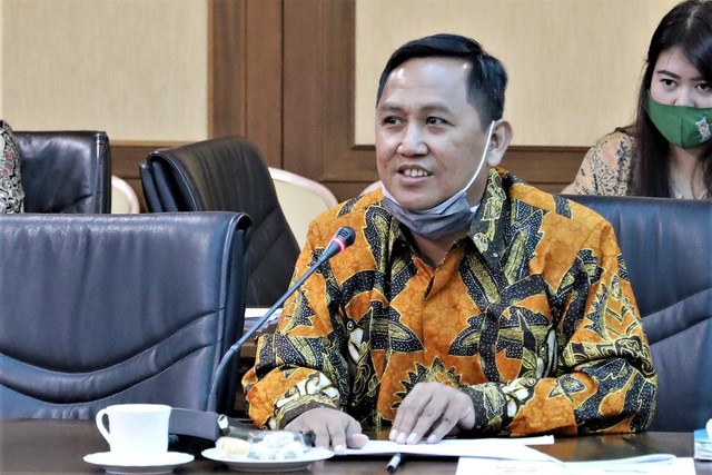 Dalam rangka meningkatkan nilai promosi ekonomi anggota koperasi yang sebagian besar UMK, KemenkopUKM terus mendorong koperasi simpan pinjam (KSP) membentuk holding company. Foto: dok. KemenkopUKM