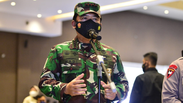 Panglima TNI Mutasi 136 Perwira: Laksda Nazali Jabat Danpuspom TNI (1257827)