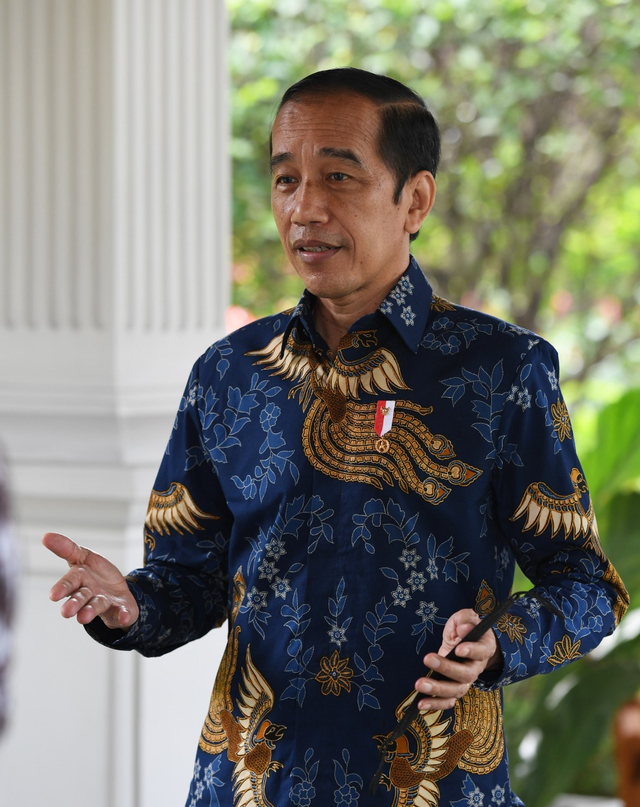 Presiden Joko Widodo saat memberikan tanggapan mengenai kritikan mahasiswa, di Istana Merdeka, Jakarta, Selasa (29/6/2021).
 Foto: Twitter/@setkabgoid 