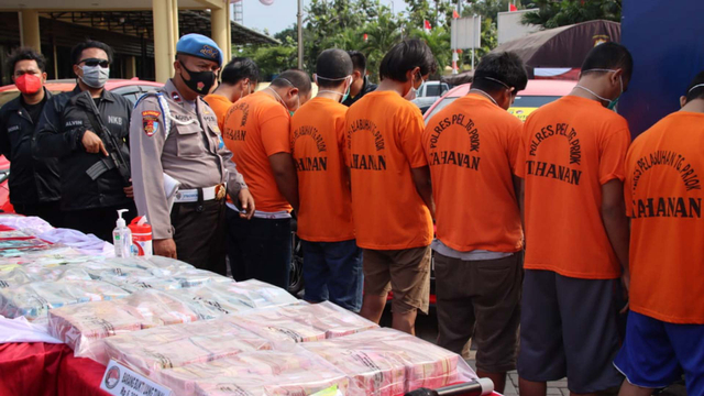 Polisi Bongkar Sindikat Narkoba, Sabu 2 Kg Dan Aset Rp 14,8 M Disita ...