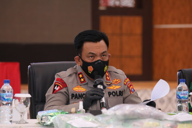 Kapolda Sumut Irjen Pol Panca Putra RZ saat memaparkan kasus narkoba di Mapolda Sumut. Foto: Dok. Istimewa