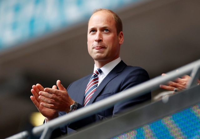 Pangeran William saat menonton langsung pertandingan antara Inggris vs Jerman. Foto: Frank Augstein/Reuters