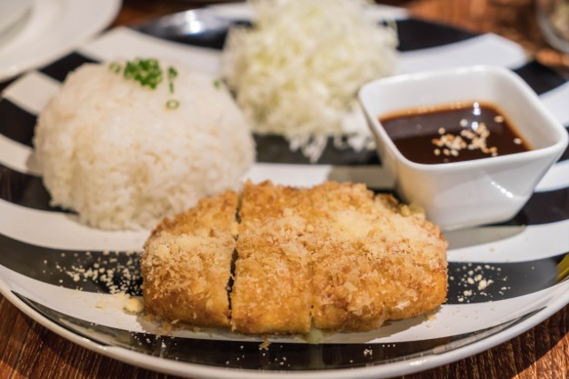 Makanan Khas Jepang, 5 Menu Ini Jadi Favorit Orang Indonesia | kumparan.com