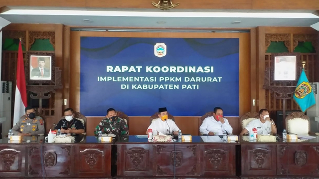 Bupati Pati Haryanto bersama jajaran forkopimda dalam rapat koordinasi, Jumat (2/7). Foto: Dok. Istimewa