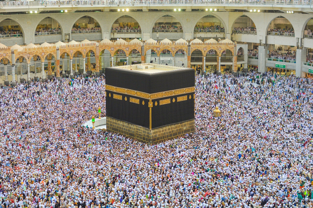 Ilustrasi umat Muslim melaksanakan tawaf untuk berhaji dan umrah. Sumber: Flickr.com