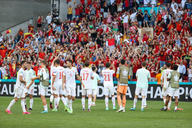 Timnas Spanyol Saat Merayakan Kemenangan. (Twitter: @SeFutbol)