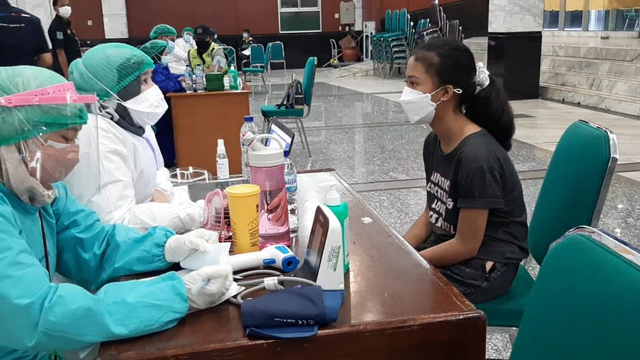 Anies Minta Tiap Kelurahan Vaksin 1.000 Orang per Hari, Gerakkan Ibu PKK (952709)