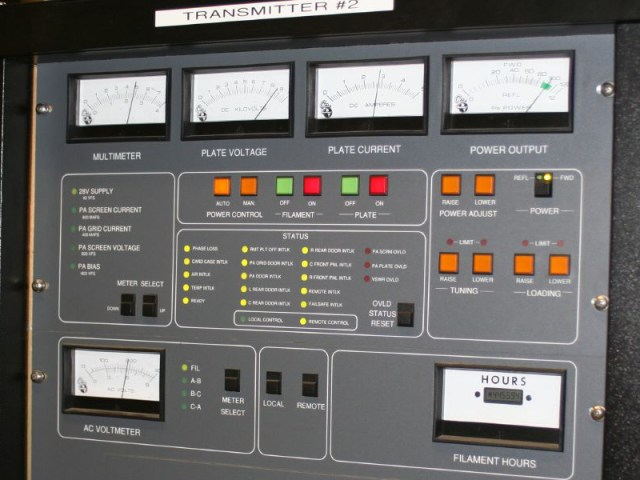 Ilustrasi transmitter | Wikimedia Commons