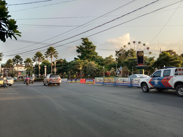 Tak Hanya Penyekatan Batas Kota, Polres Batu Batasi Mobilitas di Tengah Kota (9638)