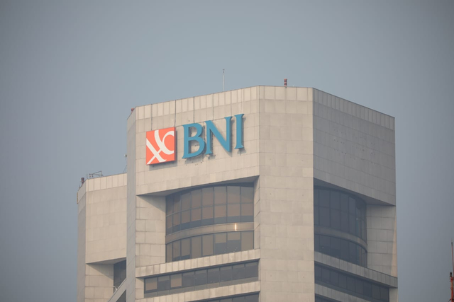 Ilustrasi gedung Bank BNI. Foto: Aditia Noviansyah/kumparan