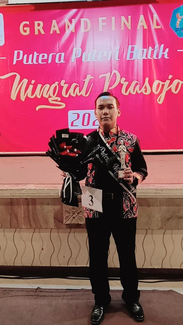 Mahasiswa Unikama Raih Best Catwalk Putra Putri Batik Ningrat Prasojo 2022 (199742)