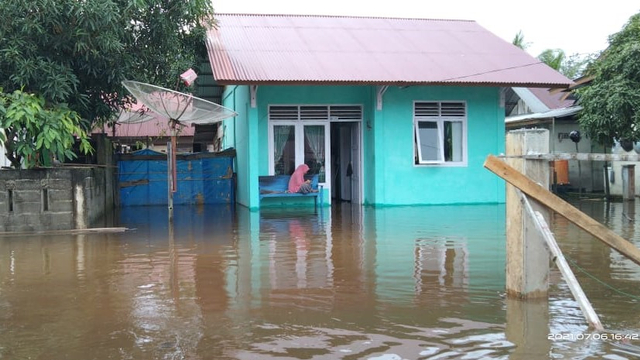 Banjir Rendam Sepuluh Desa di Aceh Barat (67690)