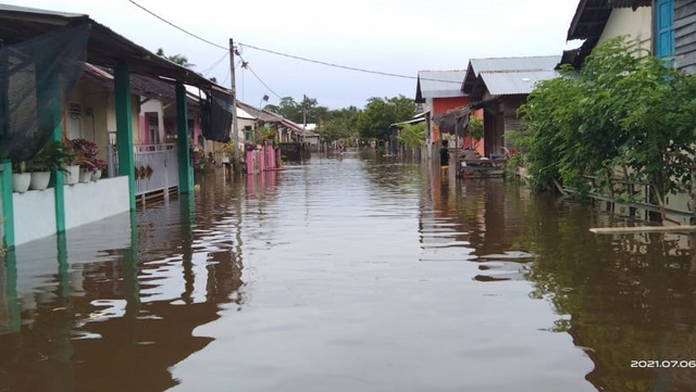 Banjir Rendam Sepuluh Desa di Aceh Barat (67691)