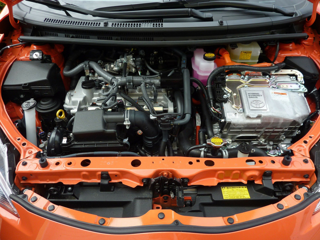 Praktis, Ini Cara Melakukan Tune Up Mobil Sendiri di Rumah (49194)