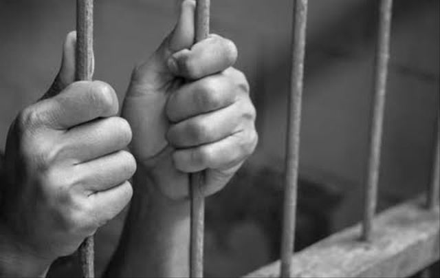 Curi Pasir Timah, 2 Orang Pemuda di Bangka Barat Dibekuk Polisi (81174)