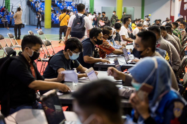 Daftar Sejumlah Daerah yang Teriak Kehabisan Vaksin Corona (27889)