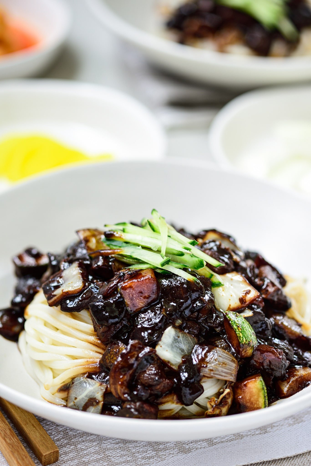 Penyuka Korean Street Foods? Berikut 5 Resep yang Bisa Kamu Buat di Rumah! (674501)