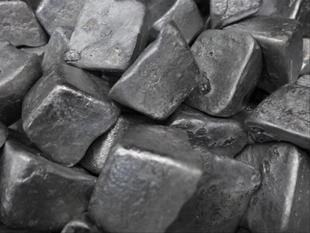 Aluminium adalah bahan yang memiliki sifat paramagnetik. Foto: Victor Kovshevny via Flickr