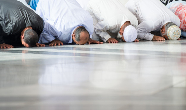 Tata Cara Sholat Tahajud Beserta Keutamaannya (164787)