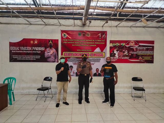 Dinas Koperasi UKM, Perindustrian dan Perdagangan Kabupaten Kuningan, Jawa Barat, akan menggelar vaksinasi massal bagi pedagang pasar tradisional pada Senin (12/7/2021). (Andri)