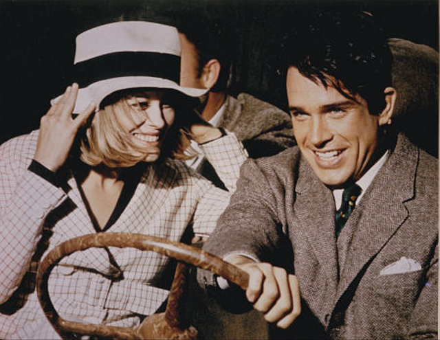 3 Fakta Menarik Bonnie and Clyde, Pasangan Romantis yang Mematikan! (62269)