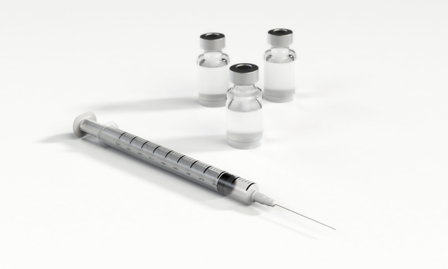 Ilsutrasi Vaksinasi Covid-19 (Sumber: pixabay.com)
