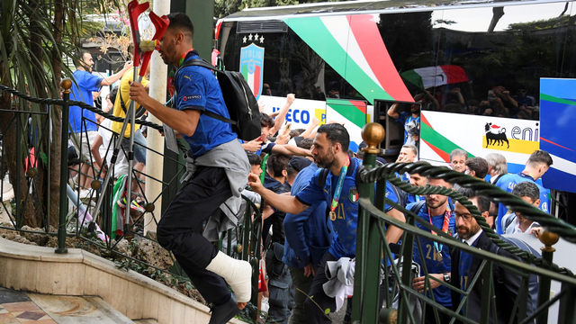 Arti Tangisan Leonardo Spinazzola saat Cedera Lawan Belgia di Euro 2020 (768700)