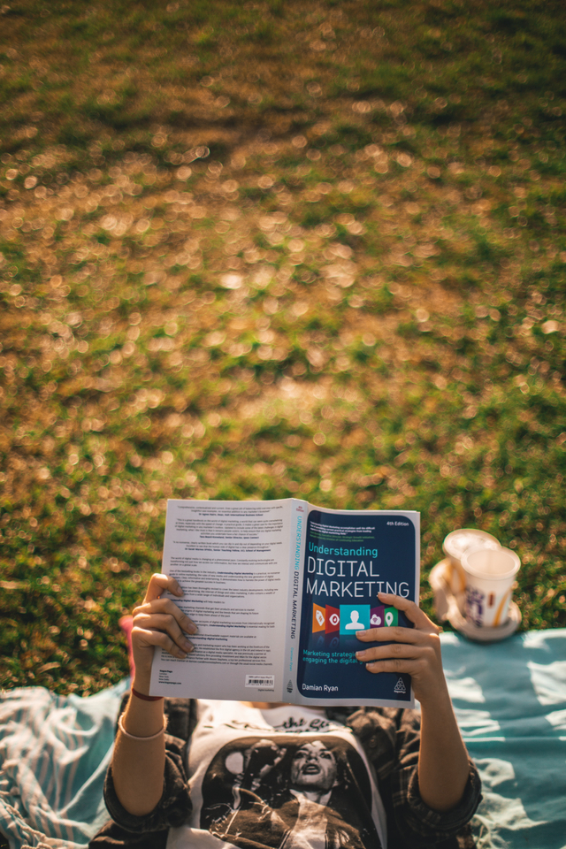 Ilustrasi Affiliate Marketing. Foto: Unsplash