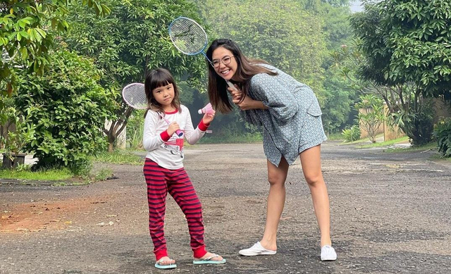 Dijuluki Hot Moms, 9 Selebriti Tanah Air Ini Tetap Awet Muda (34636)