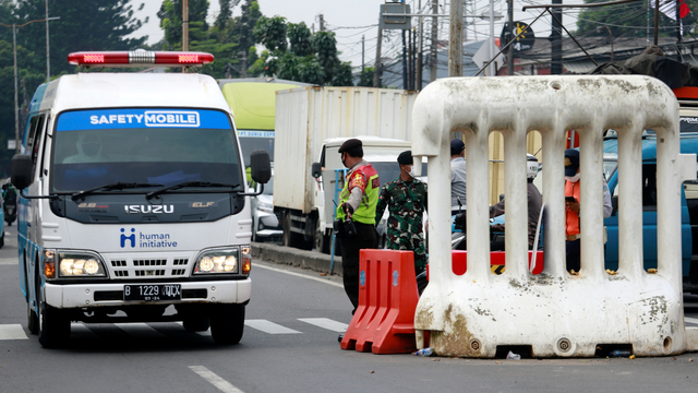 Pengemudi Catat, Lakukan Ini Agar Mudah Kasih Lewat Mobil Ambulans (917134)
