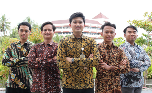 Tim mahasiswa UMY yang membuat website belanjadesa.id