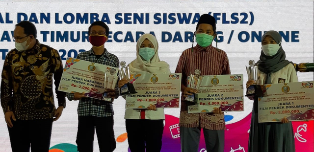 Pandemi Memaksa Anak SMK Broadcast Memproduksi Film Dokumenter Bertajuk “Cetar" (53759)