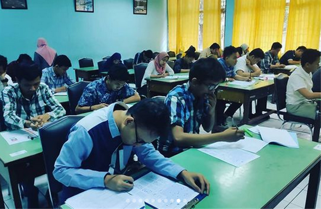 Perjuangan dan Restu Ibu (242029)